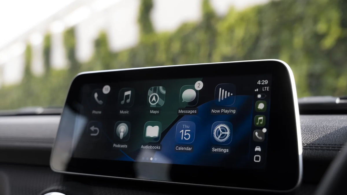 10" Infotainment Display